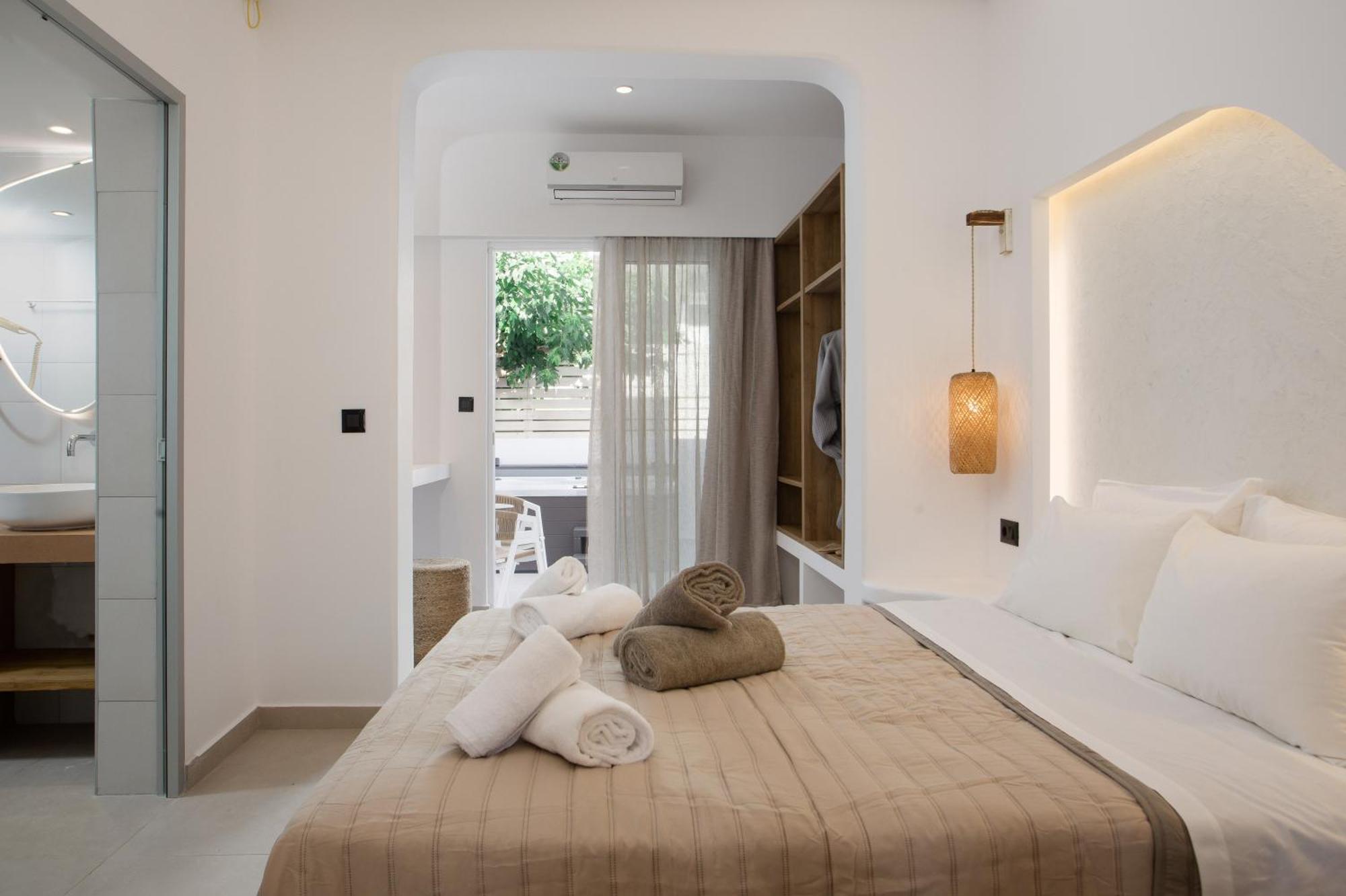 Helios Apartment