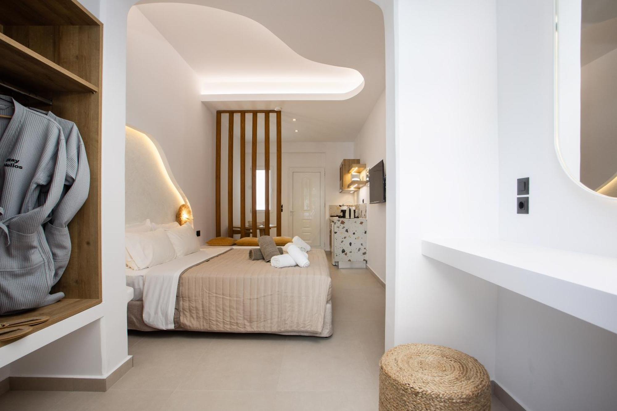 Helios Apartment *
