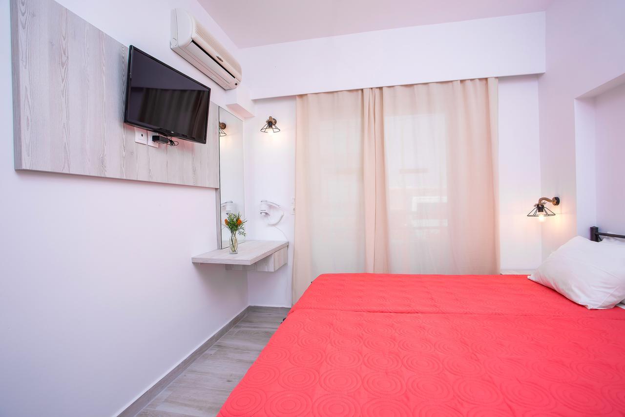 Helios Apartment *